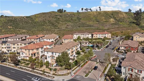 $775,000 | 22157 Barrington Way, Saugus, CA 91350
