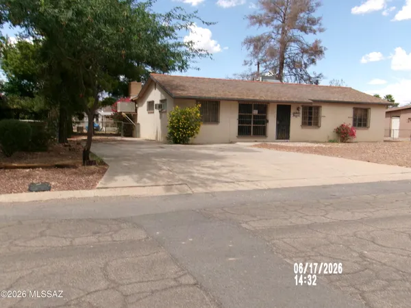$224,900 | 5811 East 31st Street, Tucson, AZ 85711