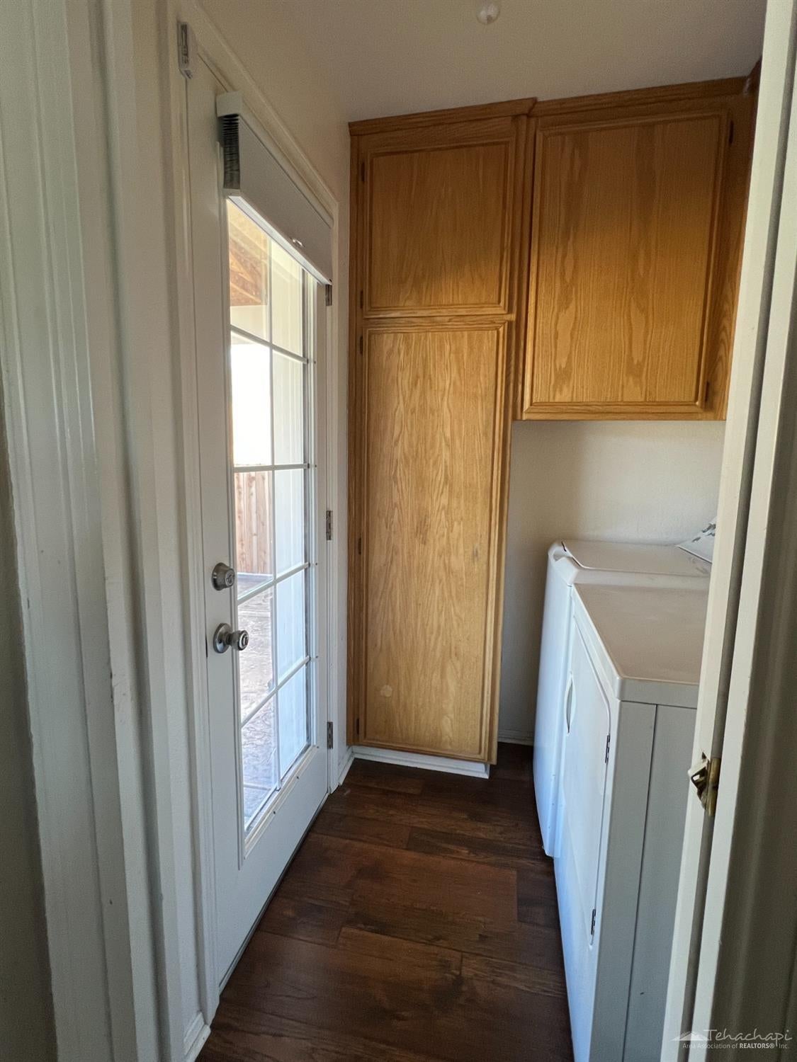 21201 Ridgeway Drive Tehachapi, CA 93561 - Photo 14 of 30 Gallery Image 14