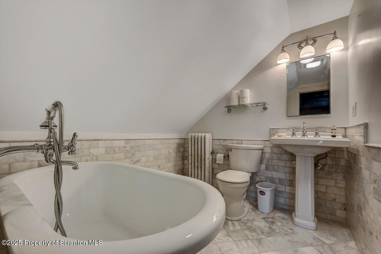 809 Glenburn Road Clarks Summit, PA 18411 - Photo 63 of 120 809 Glenburn Rd 067 Large