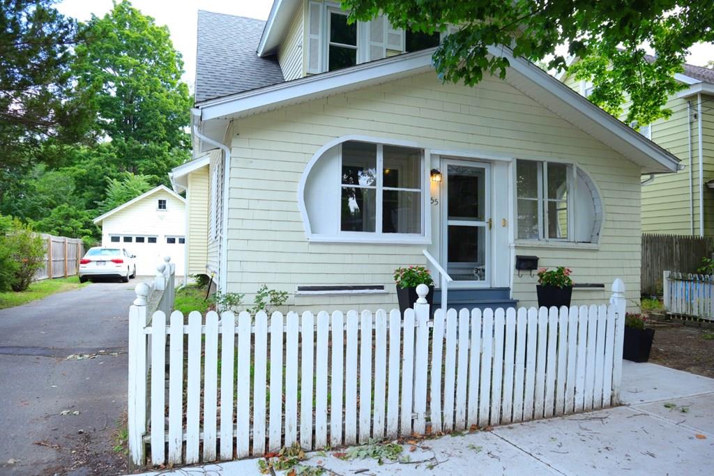 55 Blake Street Springfield, MA 01108 - Photo 1 of 27