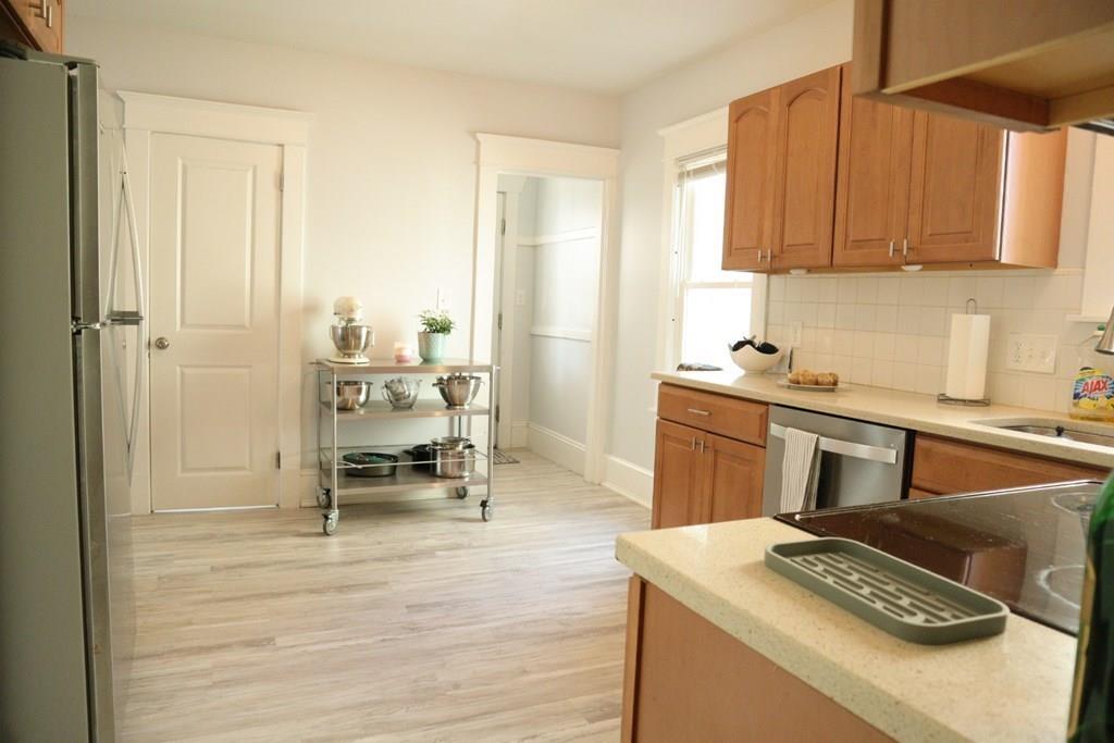 55 Blake Street Springfield, MA 01108 - Photo 17 of 27