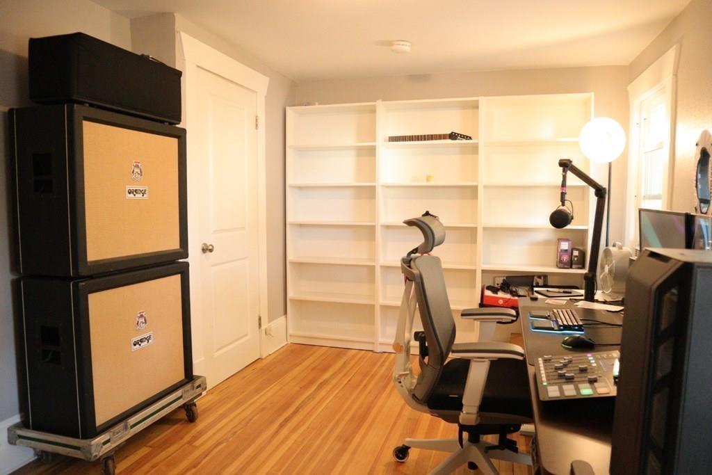 55 Blake Street Springfield, MA 01108 - Photo 20 of 27