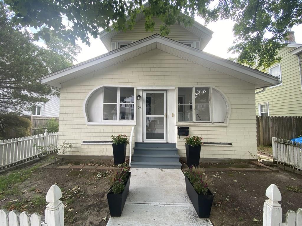 55 Blake Street Springfield, MA 01108 - Photo 4 of 27