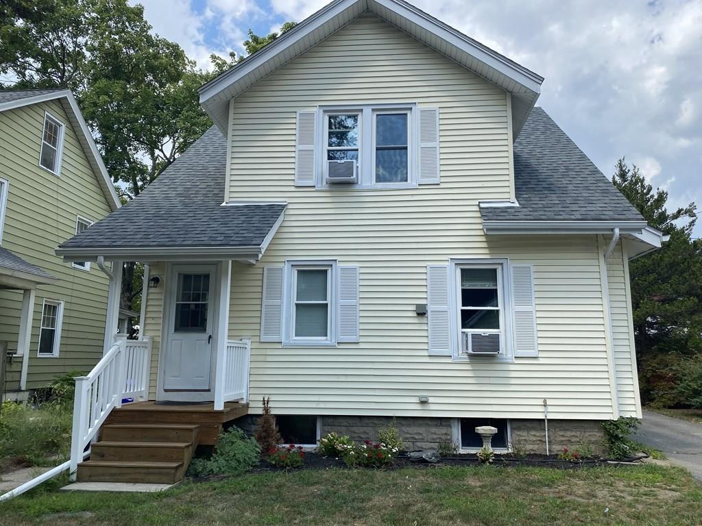 55 Blake Street Springfield, MA 01108 - Photo 5 of 27