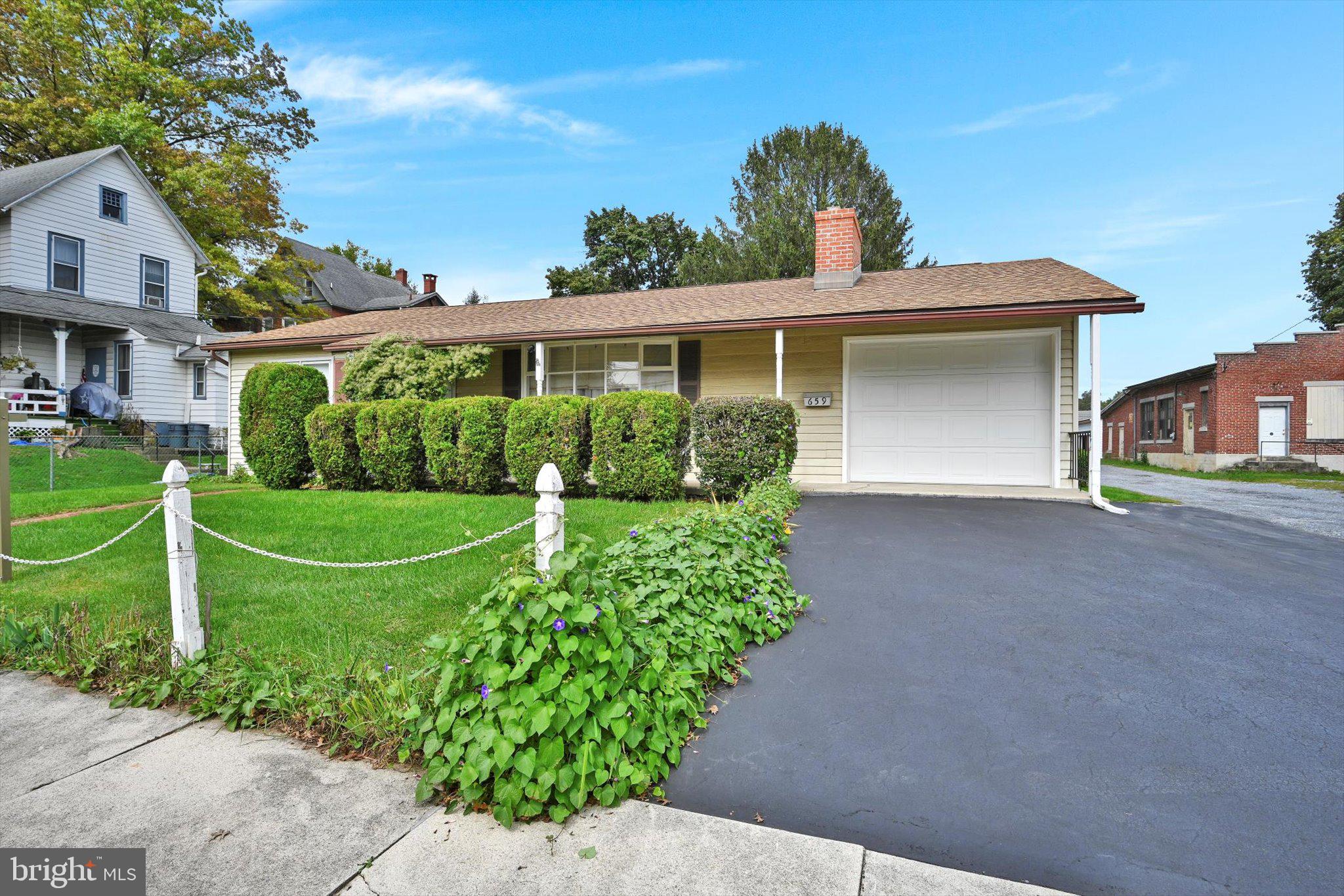 659 Vester Place Sinking Spring, PA 19608 - Photo 2 of 29 Gallery Image 2