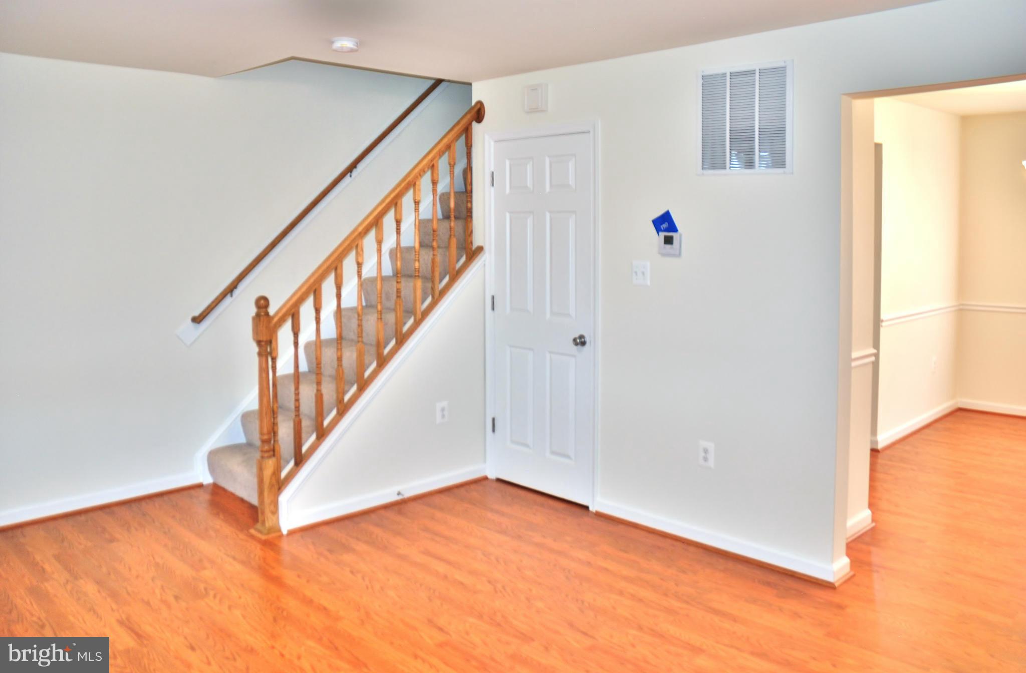 12030 Berry Street Silver Spring, MD 20902 - Photo 7 of 25 Living Room