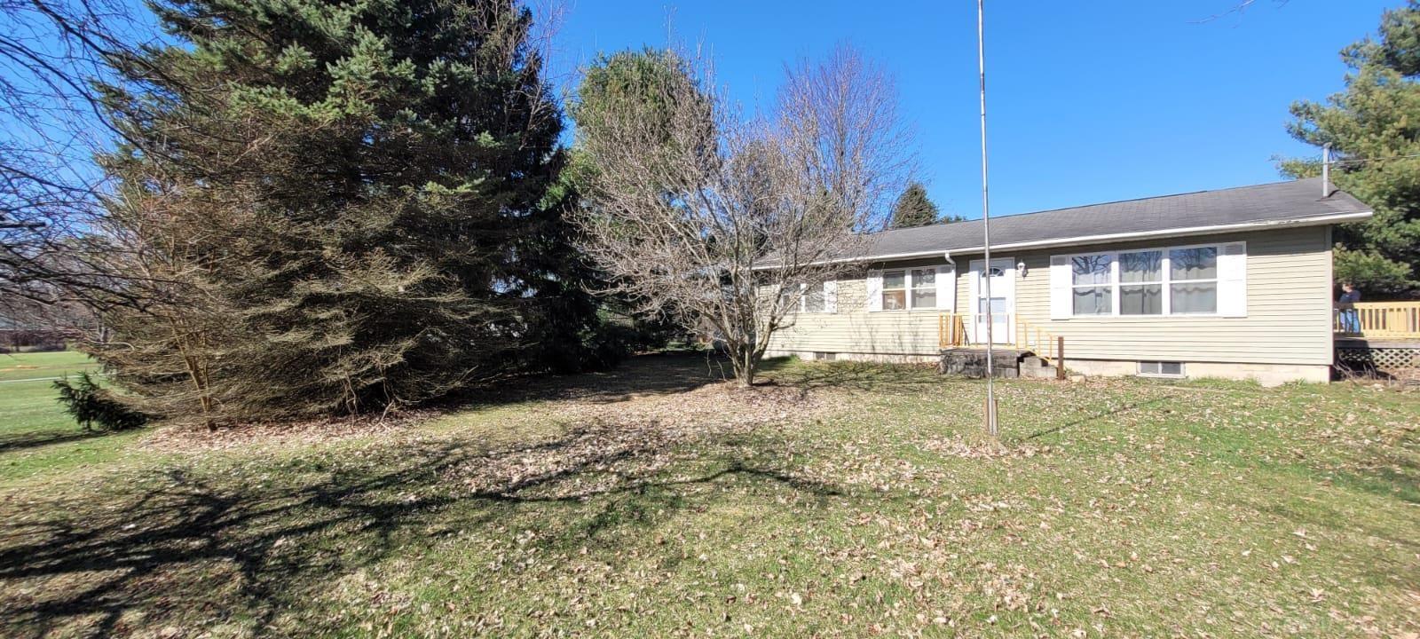 7376 Marshall Road Olivet, MI 49076 - Photo 3 of 34 50136573-987cd89a-8590-4913-9751-dfe77123508f.JPG
