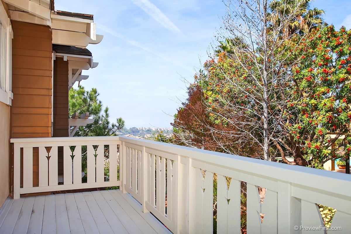 1430 Ravean Court Encinitas, CA 92024 - Photo 15 of 25