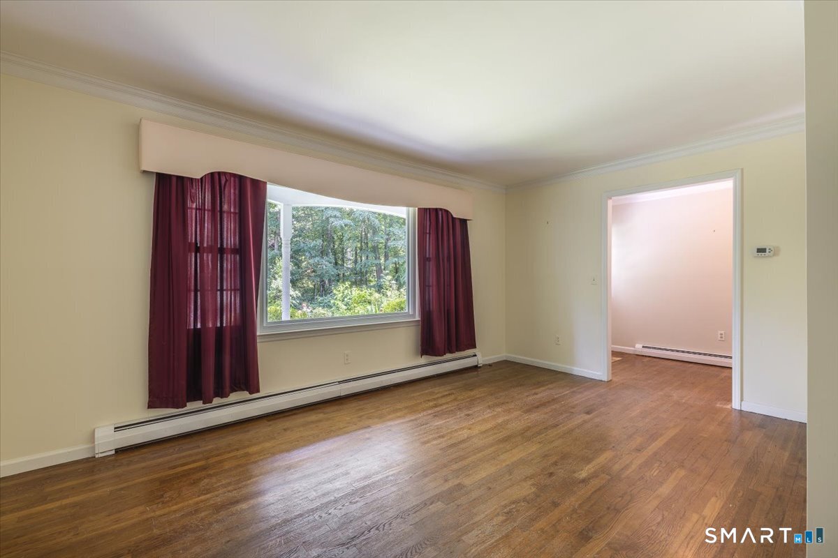 4 Twist Hill Road Newtown, CT 06470 - Photo 3 of 39