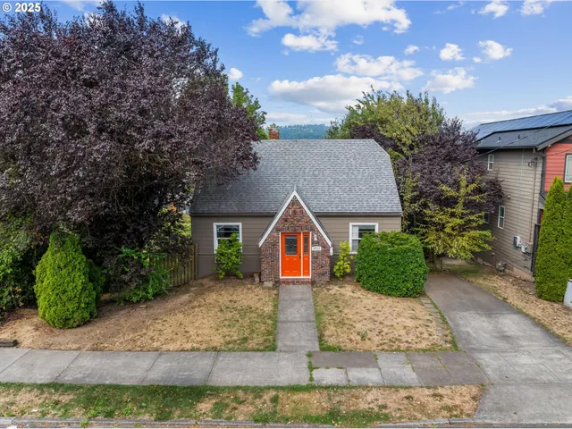 $750,000 | 4737 Southeast 28th Avenue, Portland, OR 97202