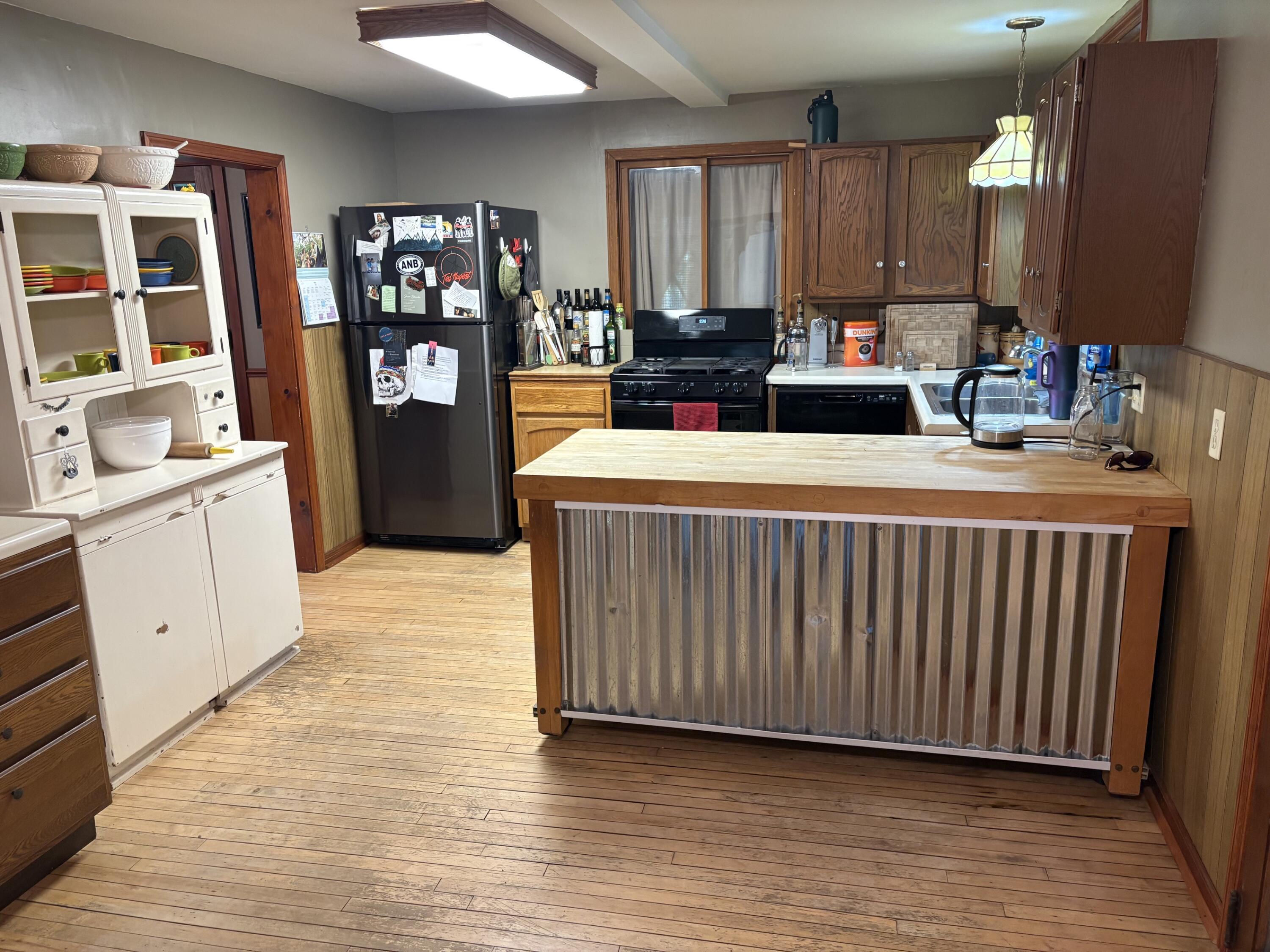 8819 Erdman Road Onekama, MI 49675 - Photo 15 of 61 IMG_8745
