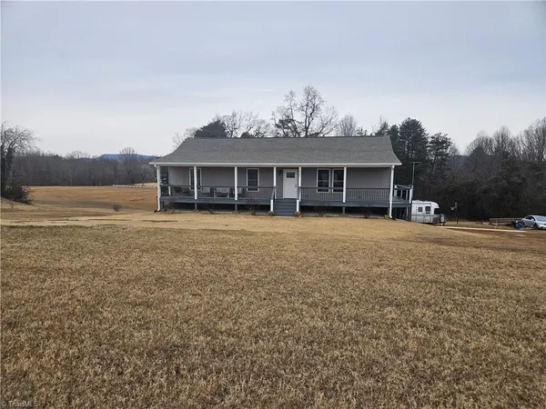 $365,000 | 925 Mountain View Road, King, NC 27021