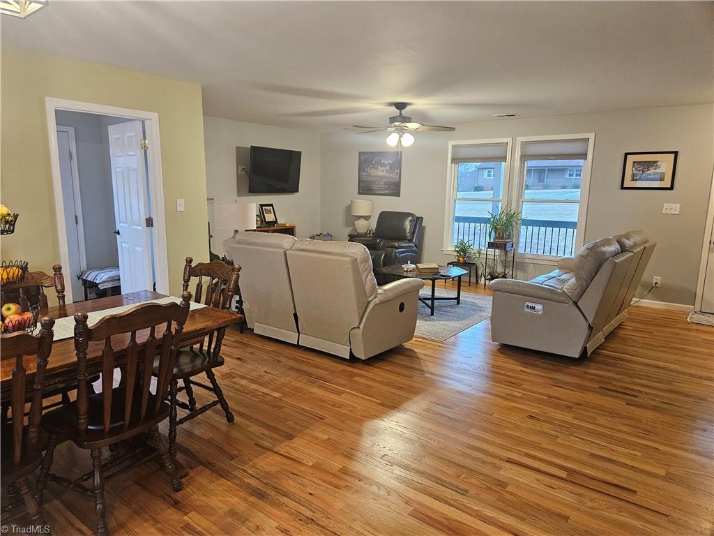 925 Mountain View Road King, NC 27021 - Photo 19 of 40