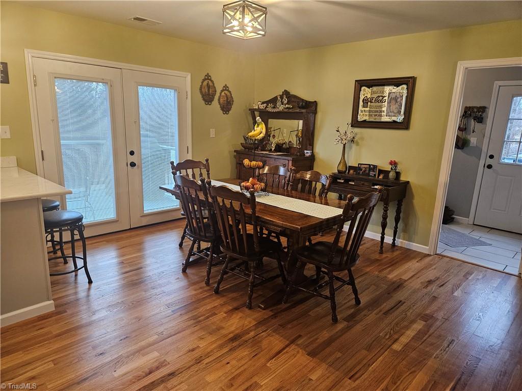 925 Mountain View Road King, NC 27021 - Photo 22 of 40