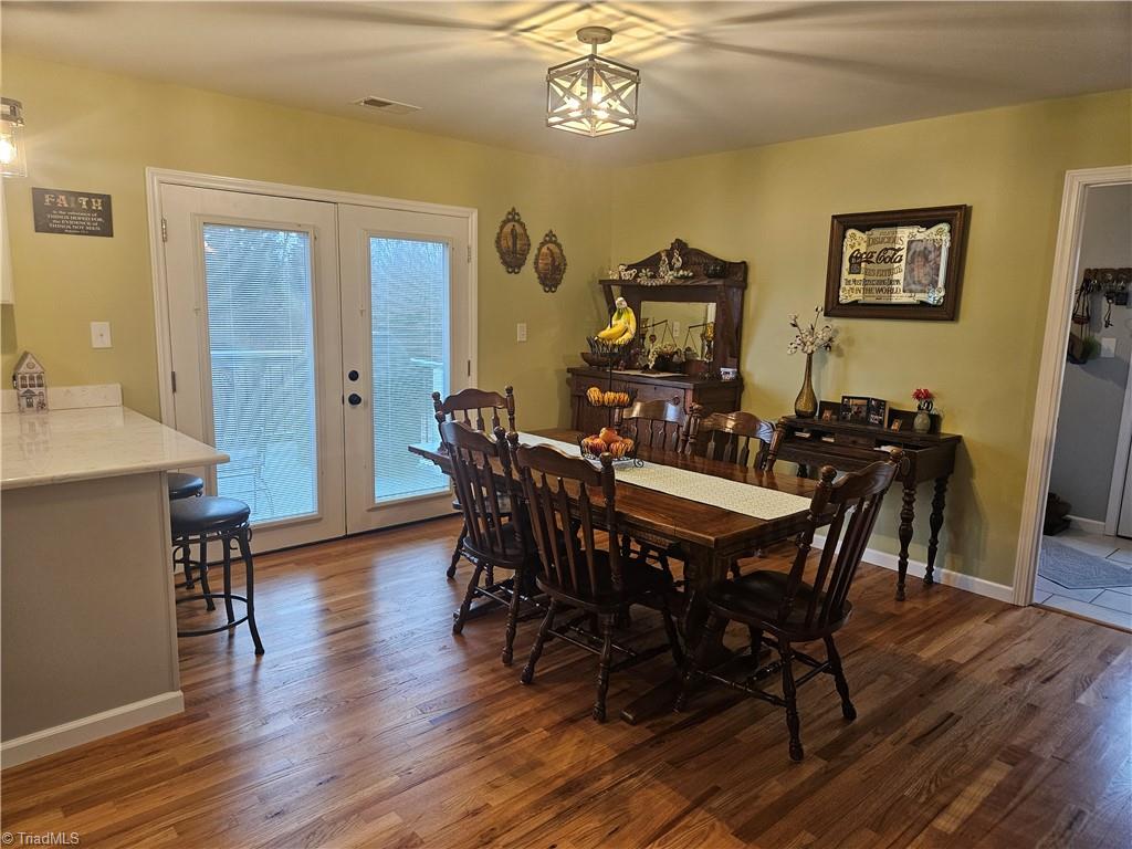 925 Mountain View Road King, NC 27021 - Photo 23 of 40