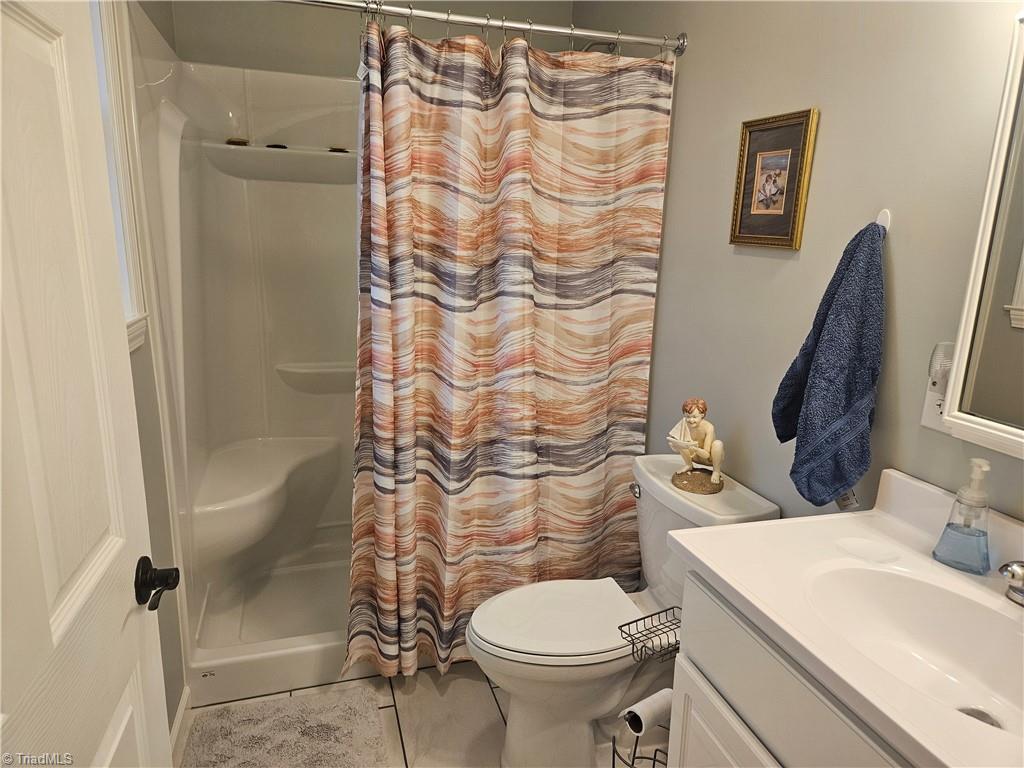 925 Mountain View Road King, NC 27021 - Photo 29 of 40