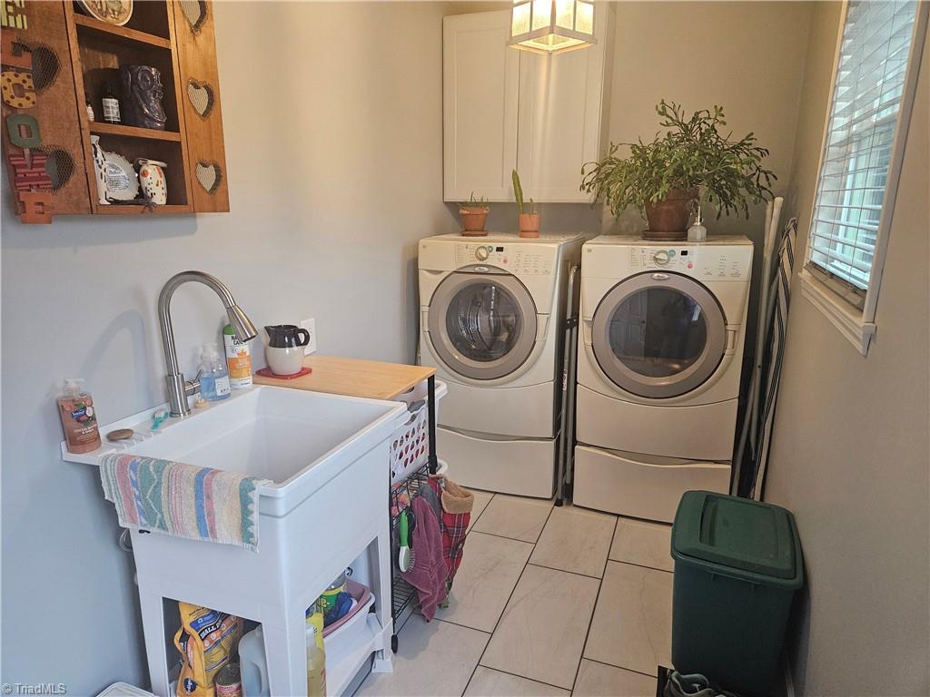 925 Mountain View Road King, NC 27021 - Photo 34 of 40