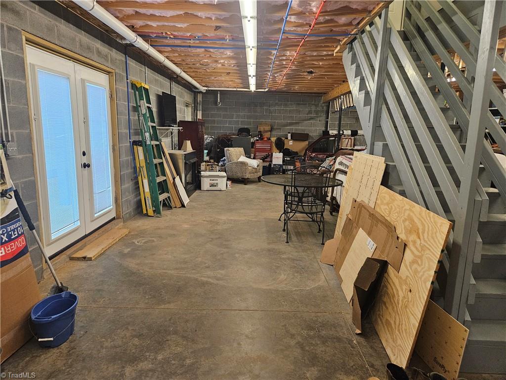 925 Mountain View Road King, NC 27021 - Photo 38 of 40