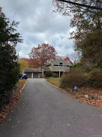a front view of house with yard