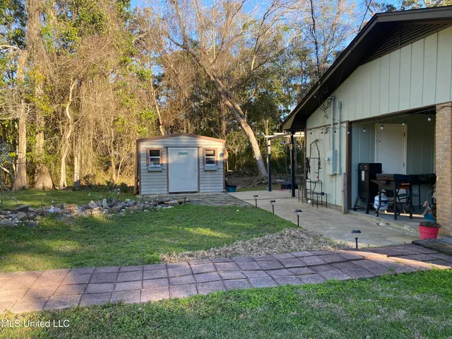 $185,000 | 104 Twin Cedar Avenue, Long Beach, MS 39560