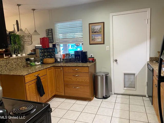 $185,000 | 104 Twin Cedar Avenue, Long Beach, MS 39560