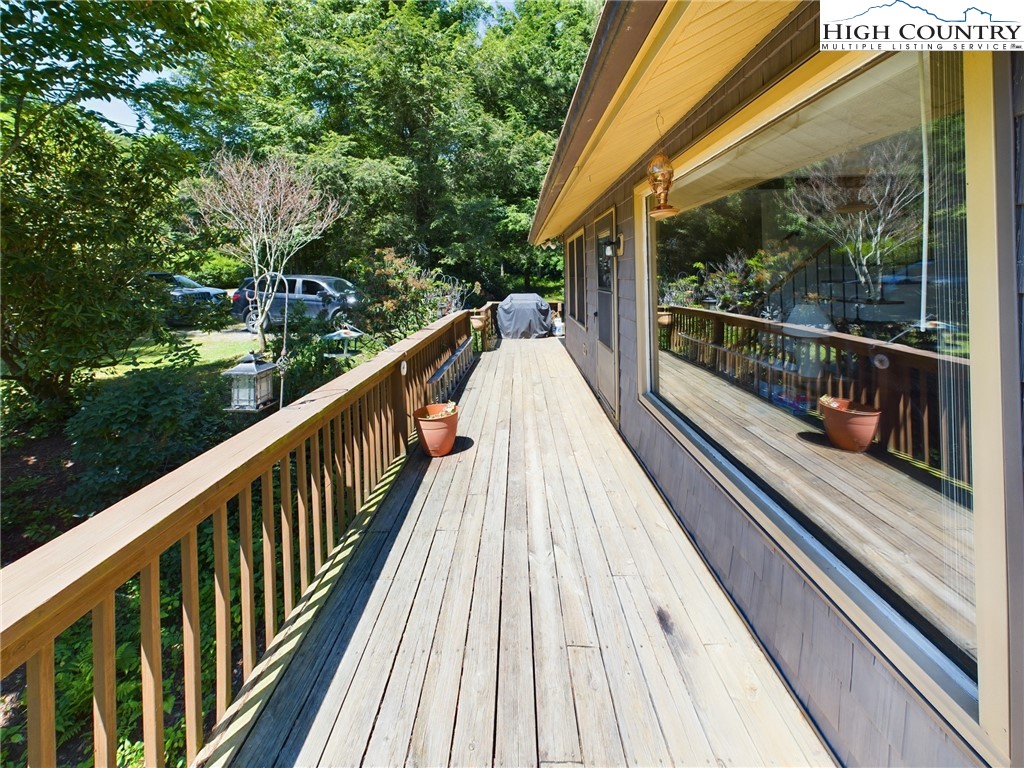 2994 Holloway Mtn Road Blowing Rock, NC 28605 - Photo 8 of 14