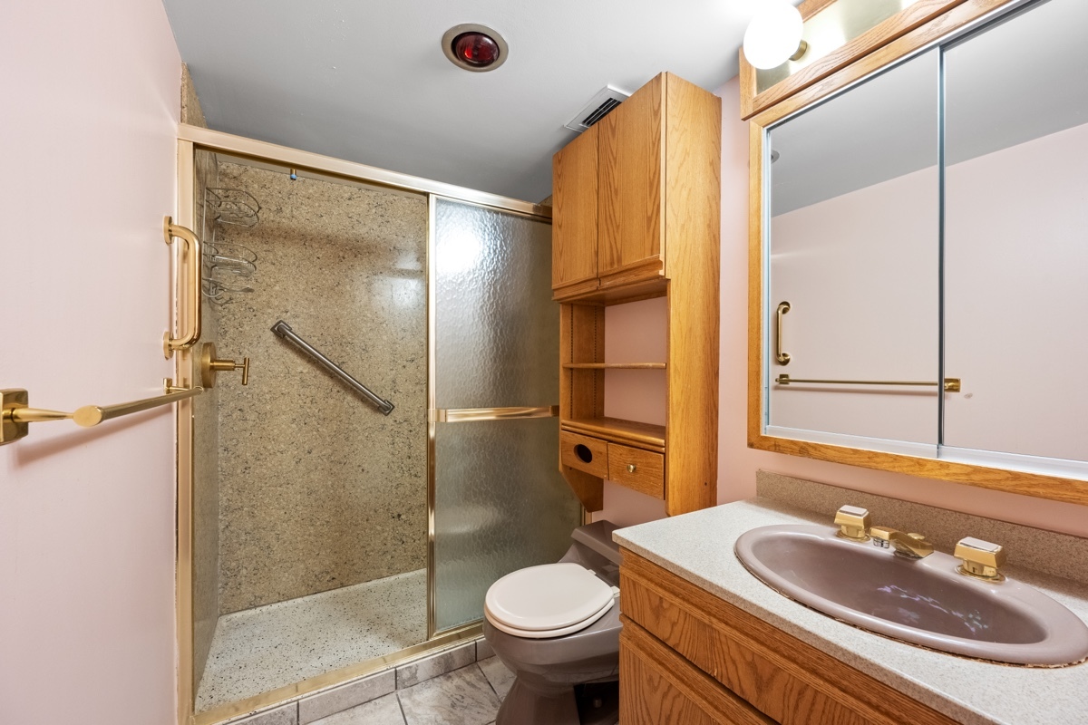 175 East Delaware Place, Unit 840102 Chicago, IL 60611 - Photo 36 of 45