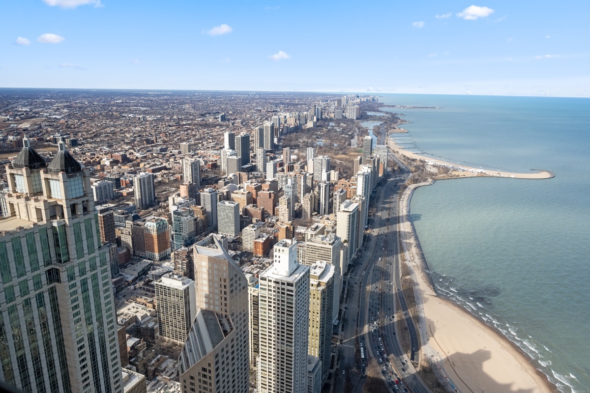 175 East Delaware Place, Unit 840102 Chicago, IL 60611 - Photo 6 of 45