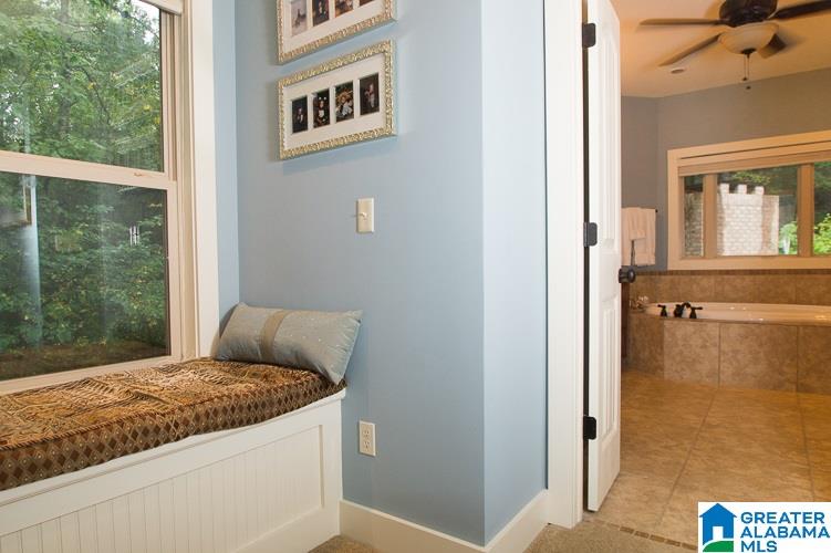 243 Christopher Cove Sterrett, AL 35147 - Photo 18 of 41