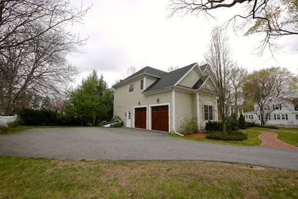 3 Bryn Mawr Road Wellesley, MA 02482 - Photo 4 of 23