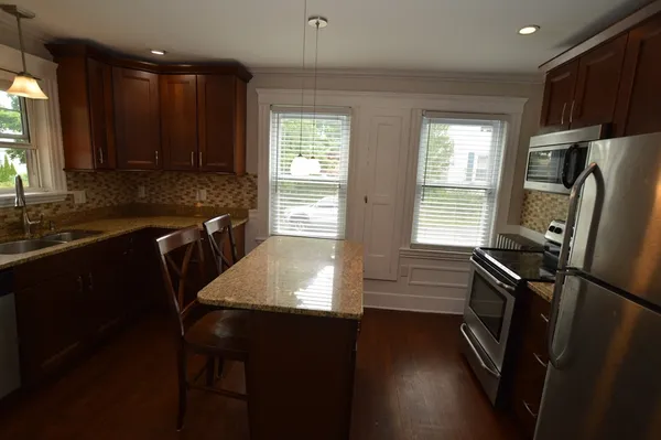 $2,600 | 100 Tremont Street, Unit 1, Salem, MA 01970