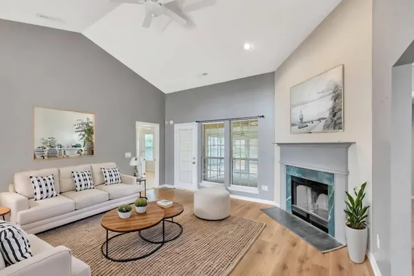 $2,100 | 8565 Brookforest Drive, North Charleston, SC 29406
