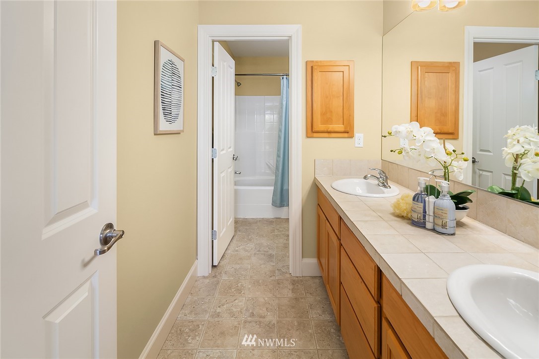 16023 Southeast 137th Terrace Renton, WA 98059 - Photo 19 of 24
