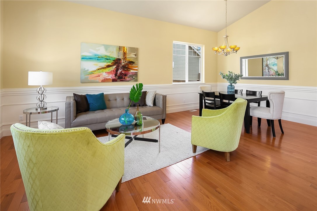 16023 Southeast 137th Terrace Renton, WA 98059 - Photo 4 of 24