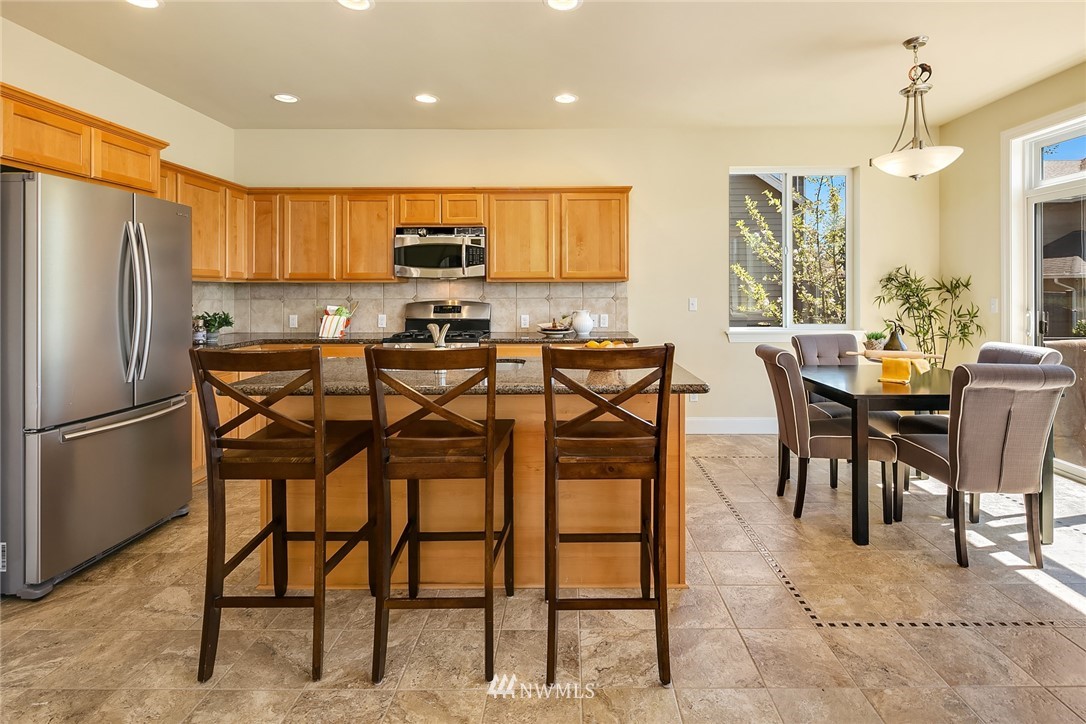 16023 Southeast 137th Terrace Renton, WA 98059 - Photo 7 of 24