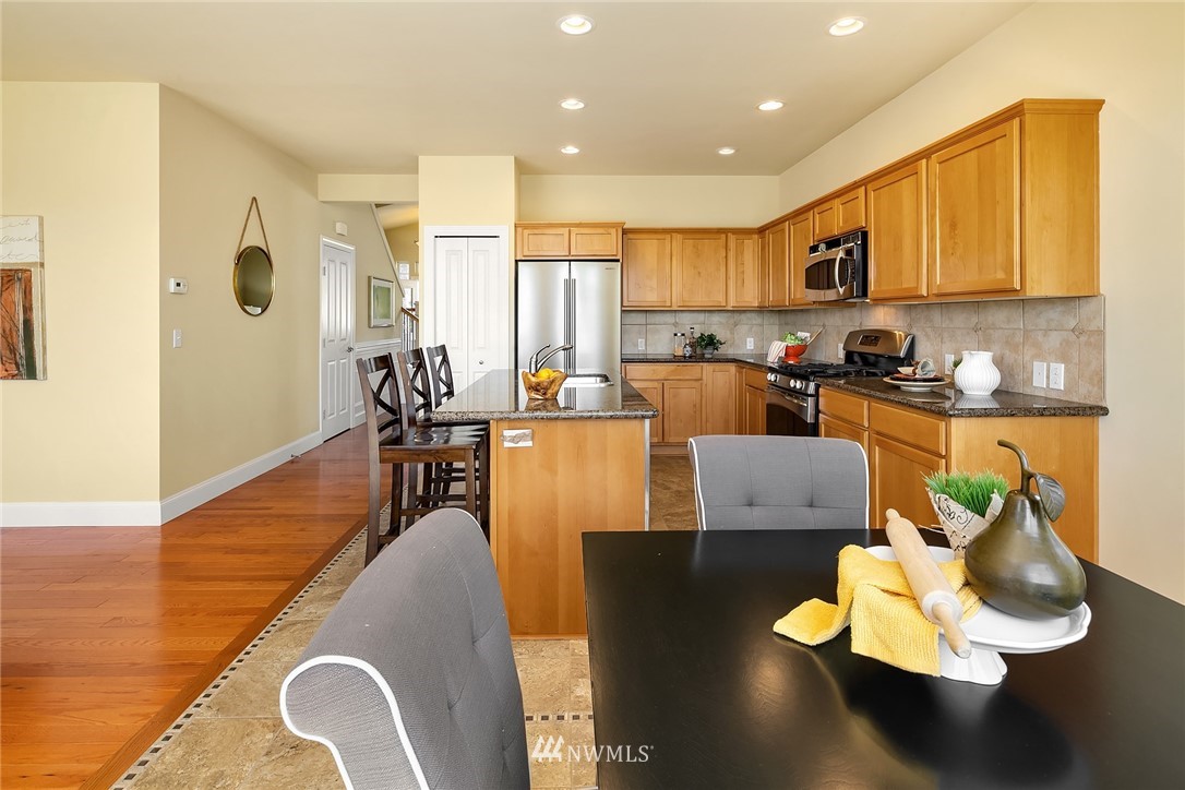 16023 Southeast 137th Terrace Renton, WA 98059 - Photo 9 of 24