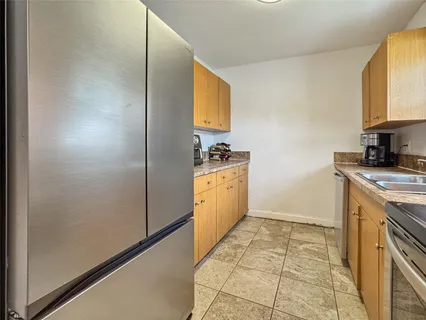 $2,400 | 1620 Northwest 11th Place, Fort Lauderdale, FL 33311