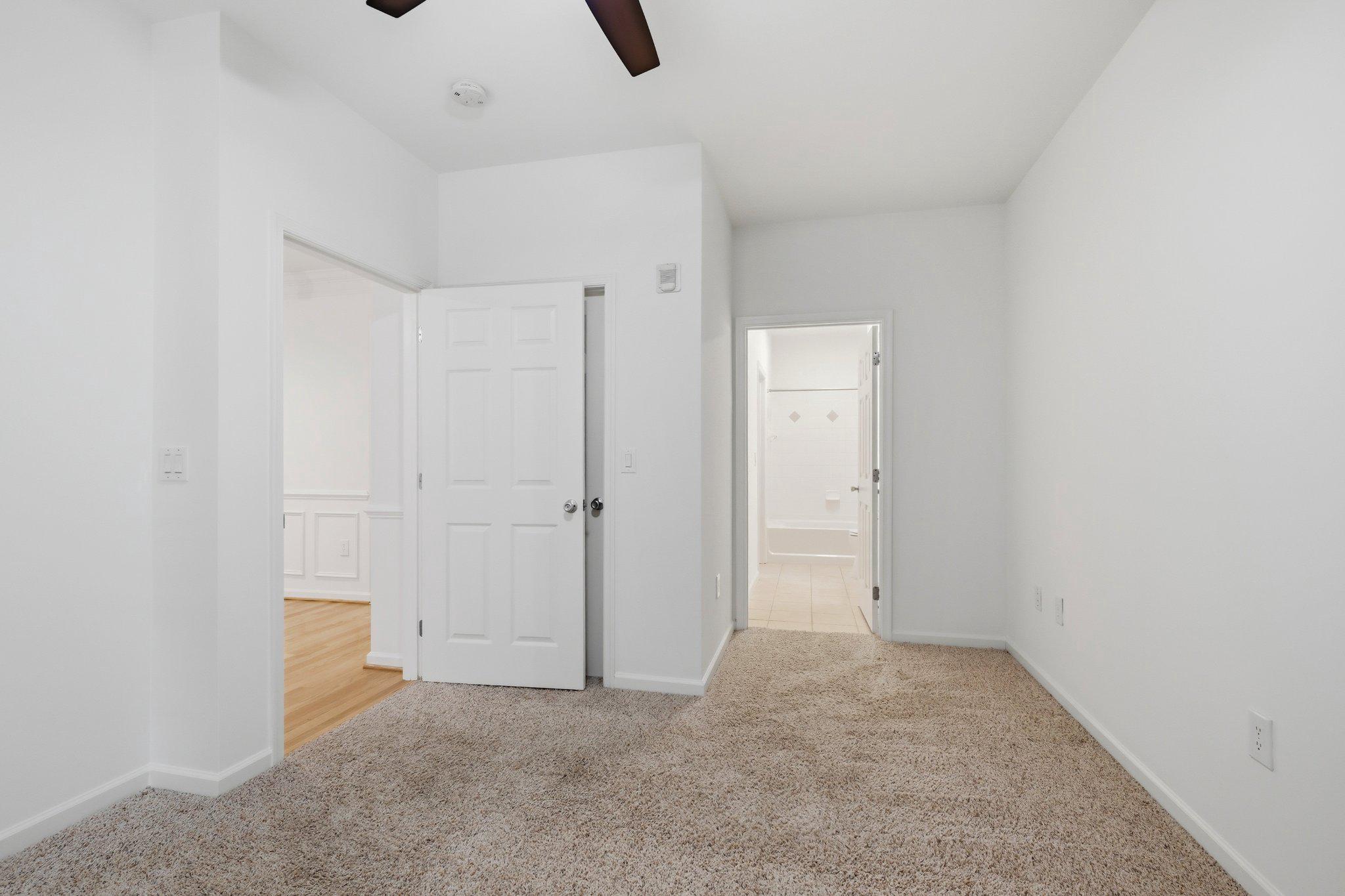 31 Booth Street, Unit B55 Gaithersburg, MD 20878 - Photo 13 of 30 a view of an empty room