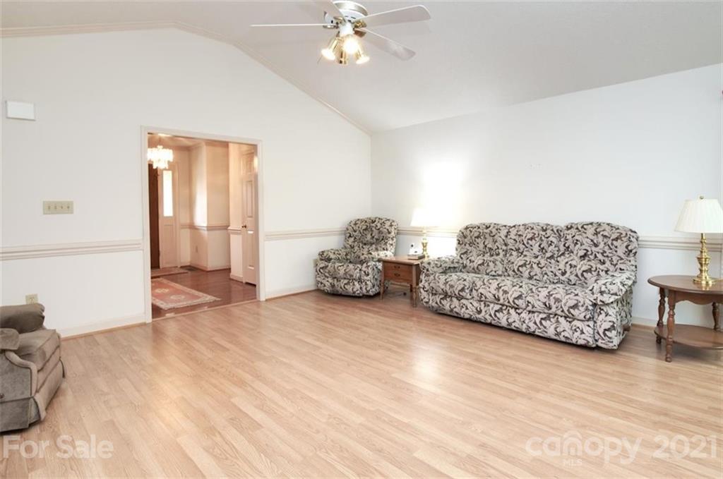 620 Peacehaven Road Kannapolis, NC 28083 - Photo 11 of 25 Gallery Image 11