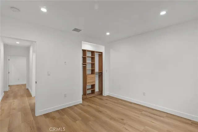 $5,000 | 5730 Stansbury Avenue, Van Nuys, CA 91401