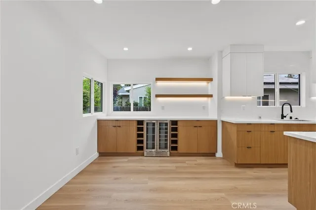 $5,000 | 5730 Stansbury Avenue, Van Nuys, CA 91401