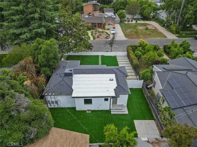 $5,000 | 5730 Stansbury Avenue, Van Nuys, CA 91401