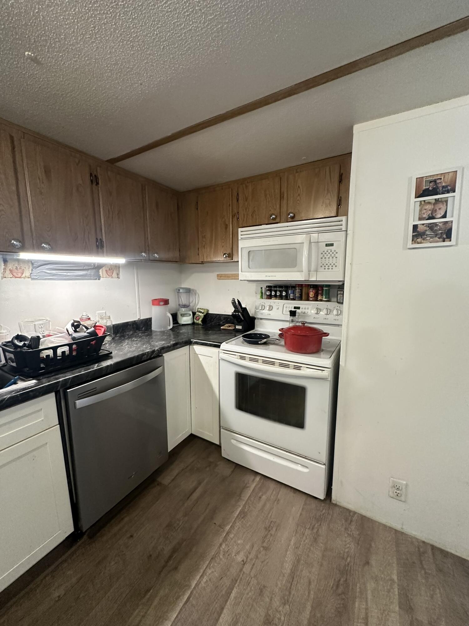 3009 Camp Josey Road Blythe, GA 30805 - Photo 21 of 34 Kitchen