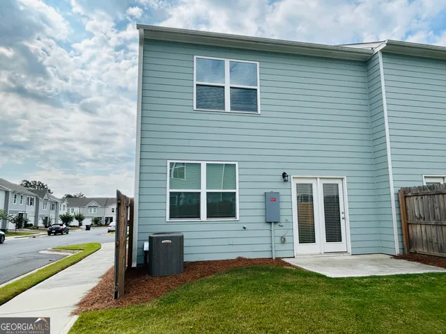 $1,549 | 407 Kings Cross Way, Cartersville, GA 30120