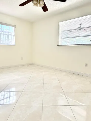 $3,500 | 2594 West End Road, West Palm Beach, FL 33406