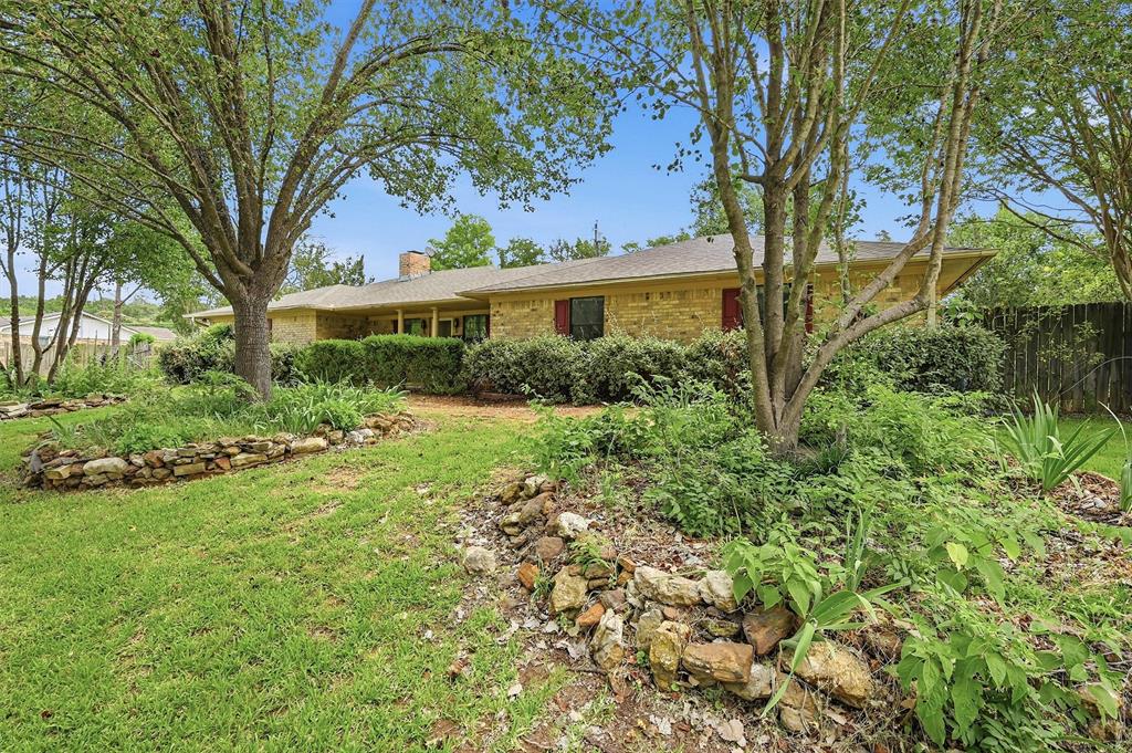 510 Cleve Cole Road Denison, TX 75021 - Photo 17 of 39
