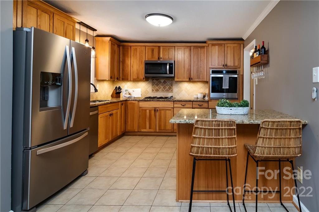 2906 Spring Valley Road Charlotte, NC 28210 - Photo 13 of 31 Gallery Image 13