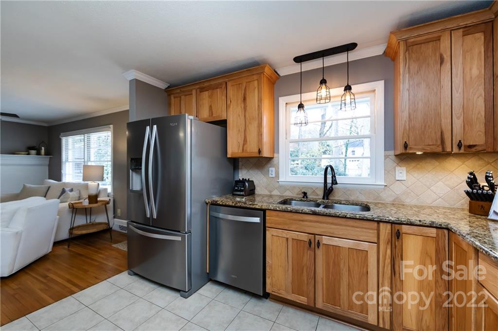 2906 Spring Valley Road Charlotte, NC 28210 - Photo 17 of 31 Gallery Image 17