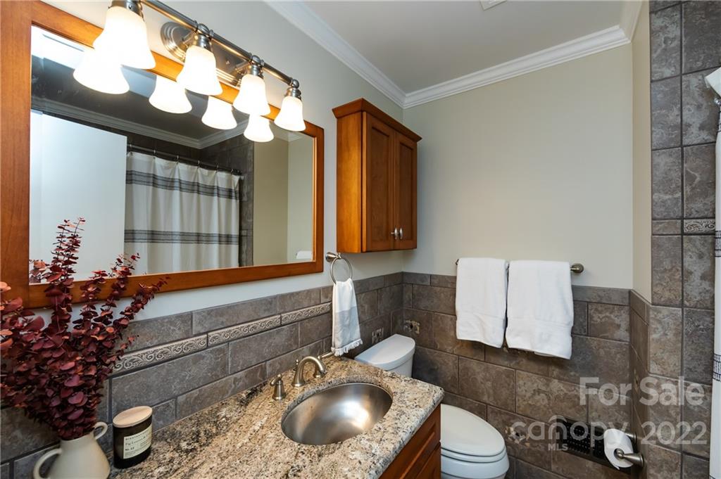 2906 Spring Valley Road Charlotte, NC 28210 - Photo 24 of 31 Gallery Image 24